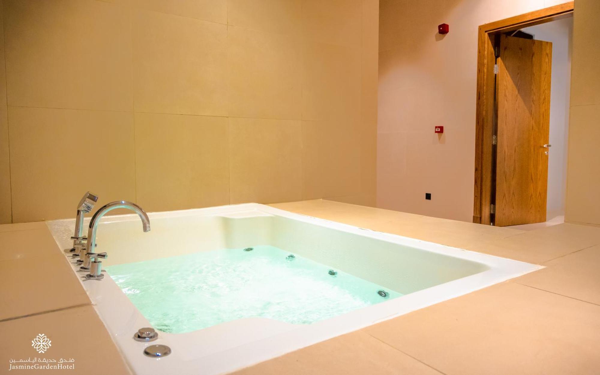 Jasmine Garden Hotel Dżedda Zewnętrze zdjęcie